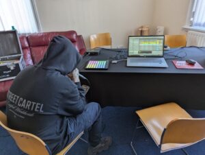 Beats By U 2025 Parker Trust (59)